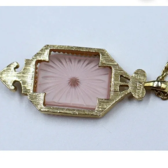 Avon 1977 Frostlights Camphor Glass Vintage Pendant - Picture 3 of 6